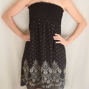 Simple, Strapless Black & Cream Dress